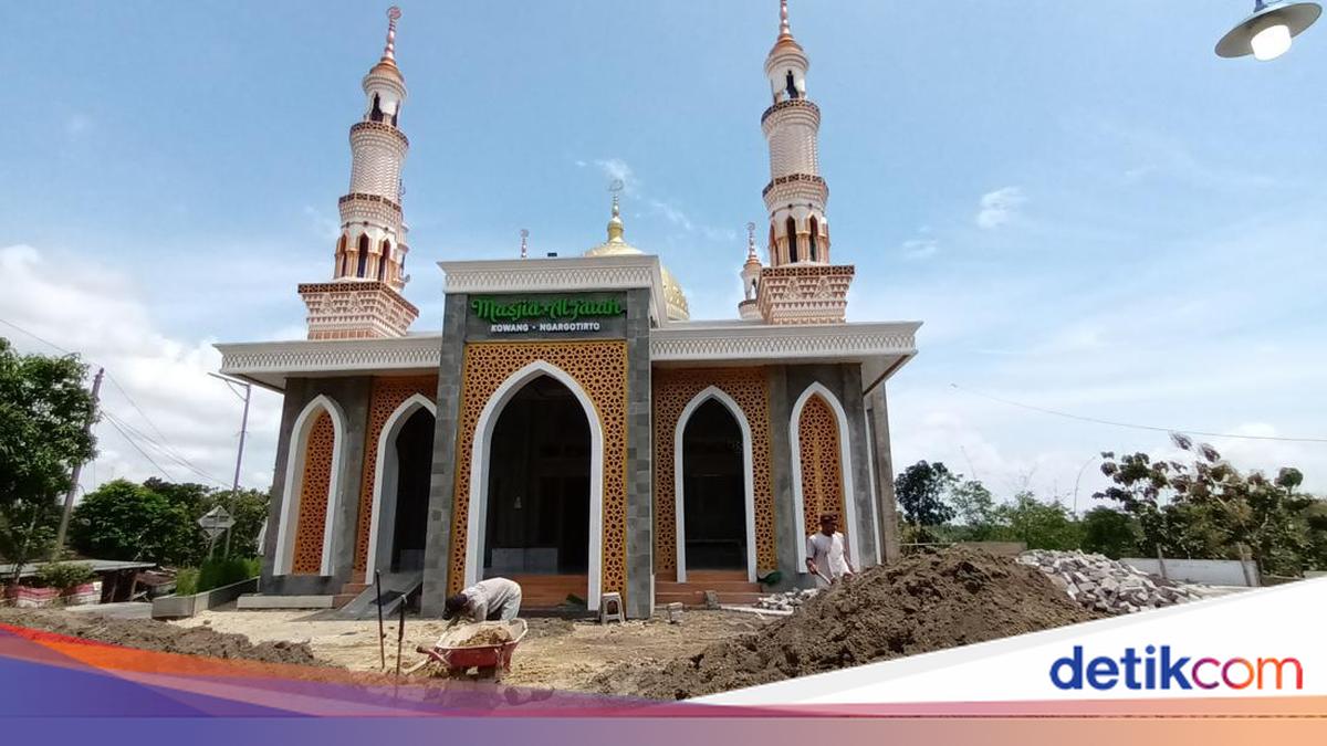 Masjid Al Fatah: Jantung Ibadah di Hati Warga Cilacap